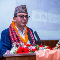 इमाडोलका किसानलाई धान भित्र्याउने चटारो (फोटो फिचर)