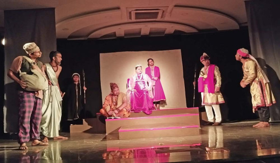 बहुउपयोगी महुवा   सङ्कलन सुरु