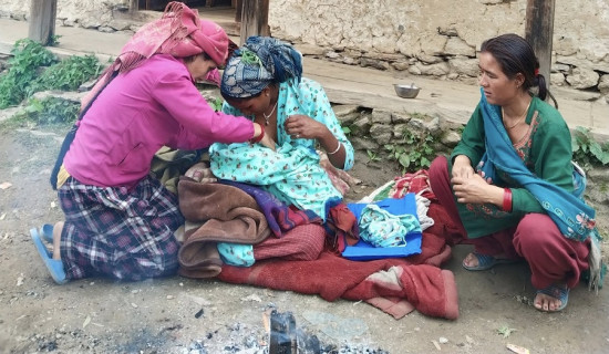 सत्यमोहन जोशी किष्ट अस्पतालको डिलक्स सुइटमाः मुटुको चालमा गडबढी