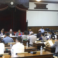 राष्ट्रियसभा बैठकः त्रिविको ताला खुलाउन माग