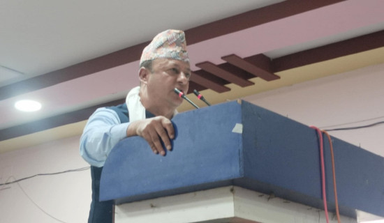 चुनाव लड्न २० जना शिक्षकले जागिर छाडे