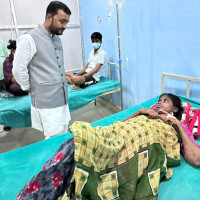 विपन्न नागरिकका घरको फेरियो छानो