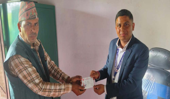 बुवाको नागरिकतामा छोराको हस्ताक्षर