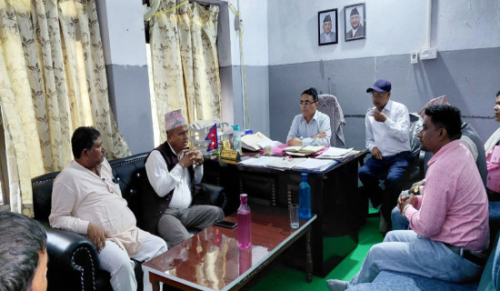 बाँकेमा भूमिहिन, सुकुम्बासीलाई लालपुर्जा वितरण