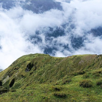 बसाइँसराइसँगै तराई झरेको छाउपडी प्रथा, छाउगोठमा सर्पको बिगबिगी
