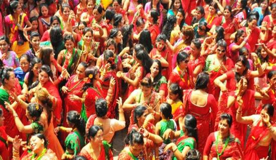 ‘तीज पर्वलाई सामाजिक सद्भाव कायम हुने गरी मनाऔँ’
