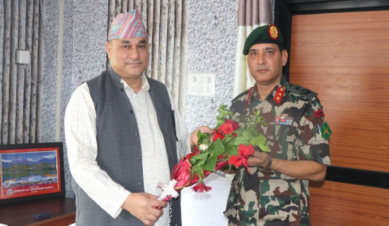 उत्कृष्ट प्रधानाध्यापक र शिक्षक पुरस्कृत हुने