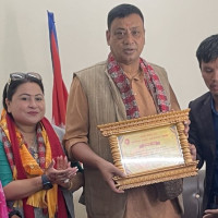 २० वर्ष पुगेर विवाह गर्ने किशोरीलाई रु १० हजार