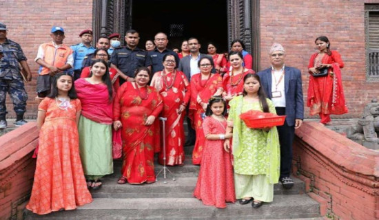 प्रथम महिला सविता पौडेलद्वारा पशुपतिमा पूजा
