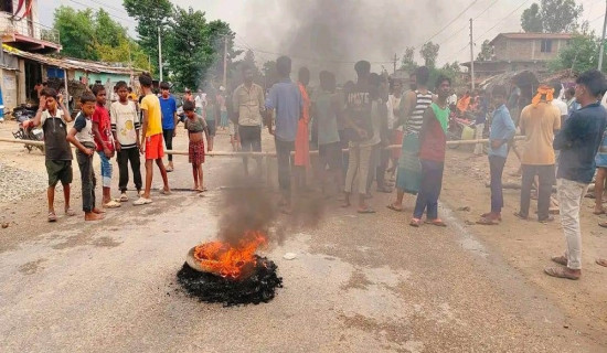 नहरमा पानी नआएपछि किसान आन्दोलित