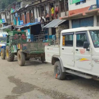 ओलीसँग चौबीस जनाको प्रतिस्पर्धा
