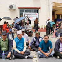 राजनीतिक दललाई सूचनाको हक कार्यान्वयन गर्न आदेश