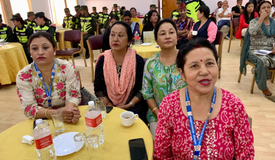 ललितपुर महानगरका महिला उद्यमीको उत्पादन एपबाटै किनबेच