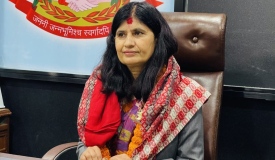 तीन लाखभन्दा बढी नगदसहित जुवा तास खेल्ने ११ जना पक्राउ