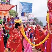 एमाले पोलिटब्युरो बैठकमा विधान महाधिवेशनबारे छलफल