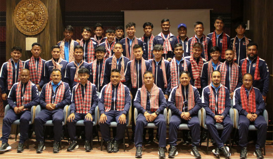 ताजकिस्तान जाने फुटबल टोलीको बिदाइ