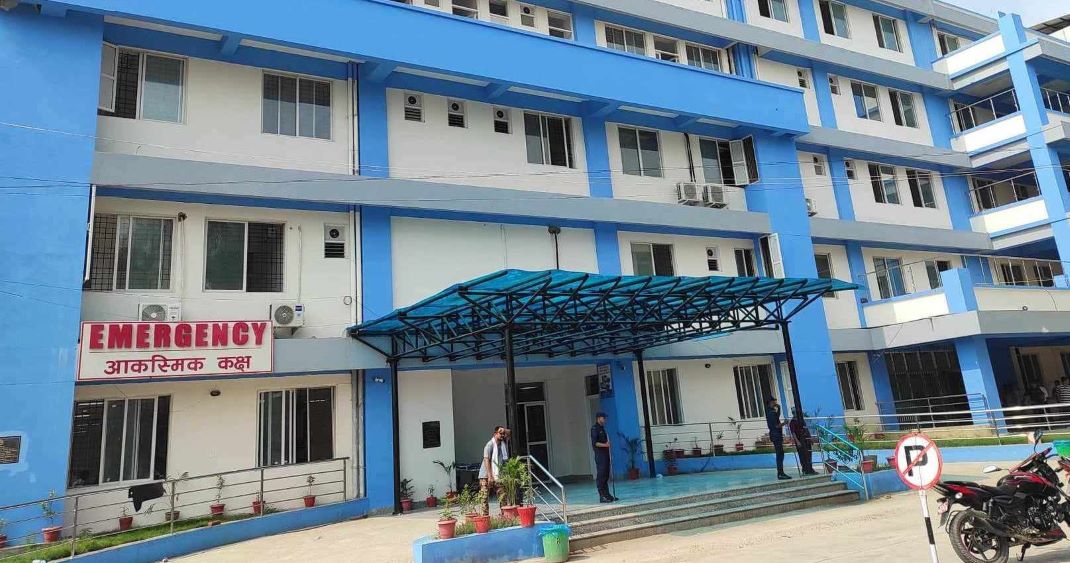 सर्पदंशको उपचारमा अब्वल भेरी अस्पताल