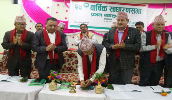 धवलशमशेर जबरालाई प्रश्न- सांसदको जिम्मेवारी के रहेछ ?