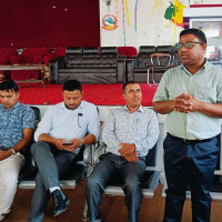 प्रधानमन्त्री ओली झापामा
