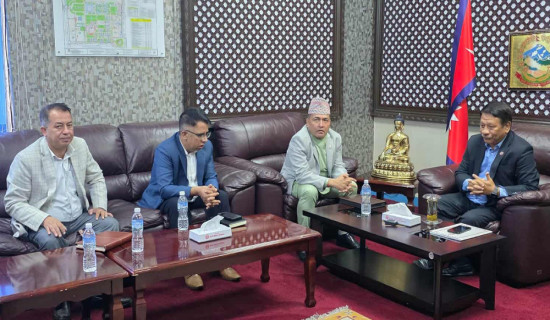अवरुद्ध आठ सडक तत्काल खुलाउन कार्यवाहक प्रधानमन्त्री सिंहको निर्देशन