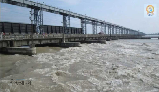 कोशी ब्यारेजको ३१ ढोका खोलियो