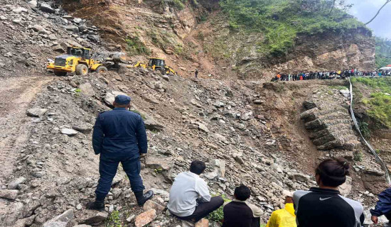 चार दिनपछि खुल्यो कर्णाली राजमार्ग