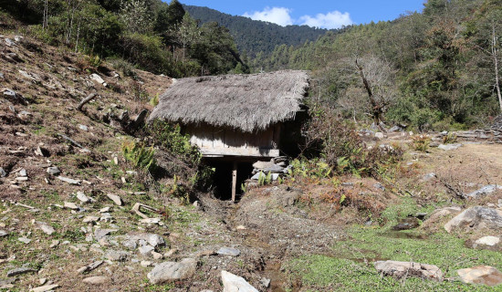 मासिँदै ढिकी, जाँतो र पानीघट्ट