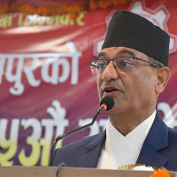 बैँक नोटबाहेक छपाइका सबै काम नेपालमै सुरु भएको छ : सञ्चारमन्त्री गुरुङ