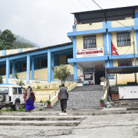 प्राथमिक उपचारका सामग्रीसहित स्वास्थ्यकर्मी बस्तीबस्तीमा जाने