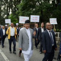 तीन समिति सभापतिविहीन