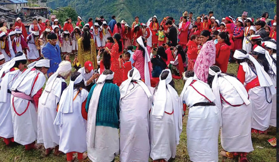 मुगाल र माझी भाषा