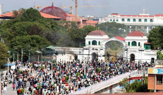 सर्वोच्च, विशेष र काठमाडौँ अदालतमा आगजनी