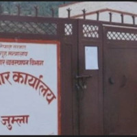 अस्पतालमा घाइतेको भिड