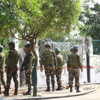 सप्तरी जिल्लामा दर्जनौं कार्यालयमा तोडफोड र आगजनी, कामकाज ठप्प