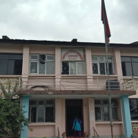 बेनीमा बजार बढ्यो तर व्यापार खस्कियो
