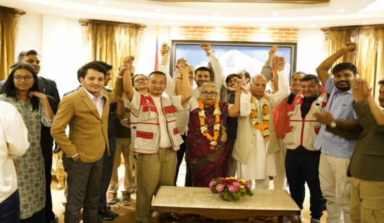 माओवादी कमजोर भए प्राप्त उपलब्धि गुम्न सक्छ : अध्यक्ष दाहाल