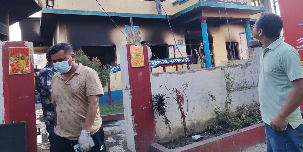 प्रहरी कार्यालय भवन पुनर्निर्माण जुटे स्थानीय बासिन्दा