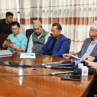 प्रतिनिधिसभा विघटनप्रति आठ दलको असन्तुष्टि