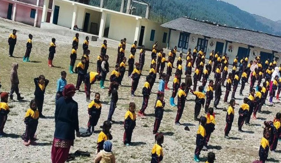 अनुगमन प्रतिवेदन बुझाउँदैनन् सहसचिव