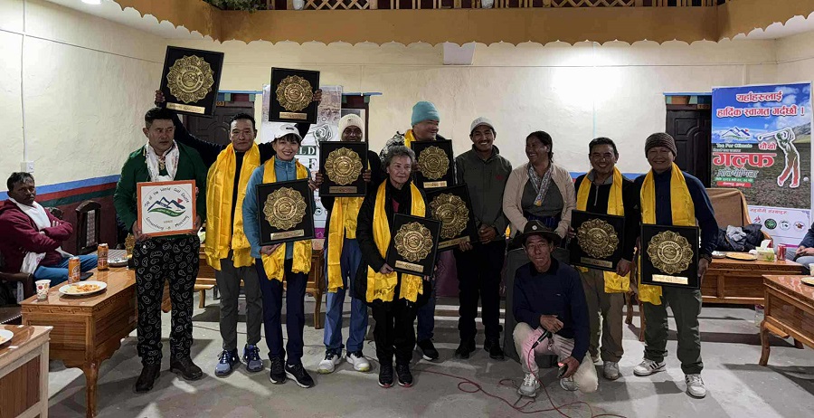 चौथो लोमान्थाङ गल्फको च्याम्पियन भक्तराज गुरूङ