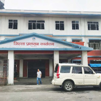 येशु ख्रीष्टलाई स्मरण गर्दै 'क्रिसमस डे' मनाइँदै (फोटो फिचर)