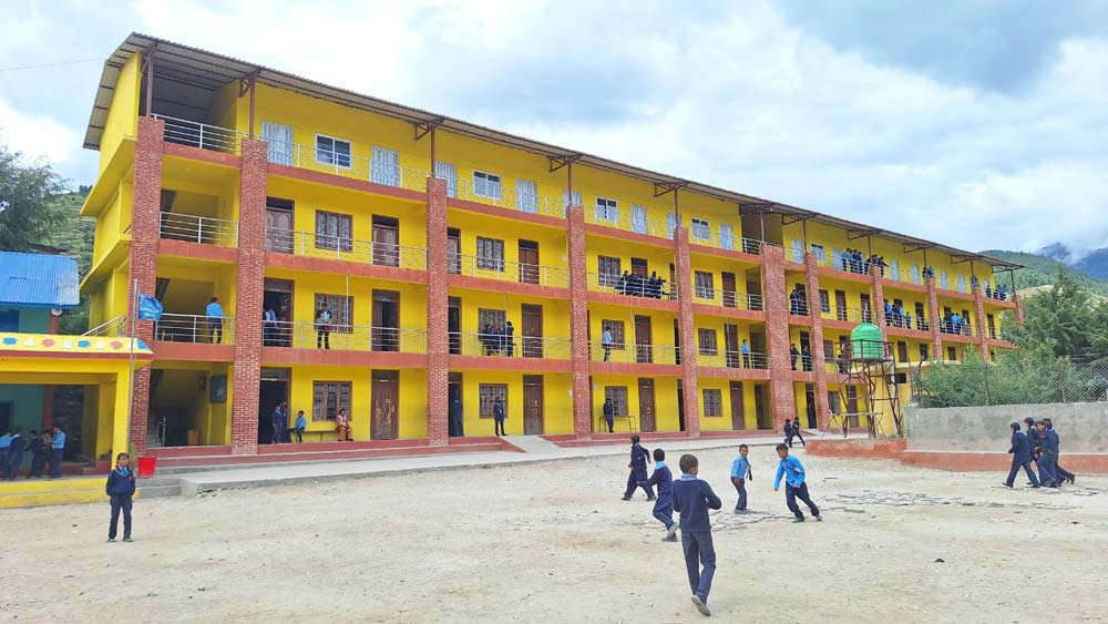 शुल्क नतिर्ने विद्यार्थीको परीक्षा रोक्का