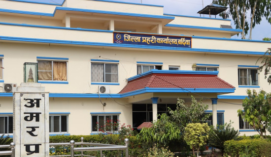 बङ्गलादेशका पूर्व प्रधानमन्त्री हसिनाको टोली भारतबाट अन्यत्र प्रस्थान गर्दै