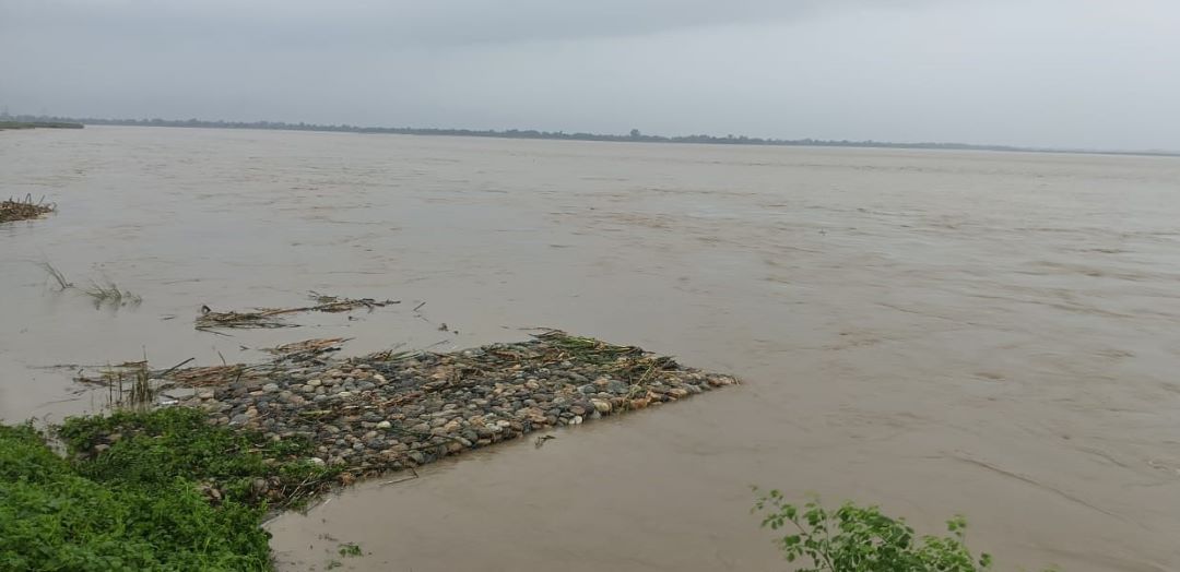 सुस्तामा बाढी पस्न थाल्यो