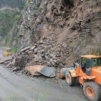 दूध बिक्री गरेर मासिक एक लाख आम्दानी
