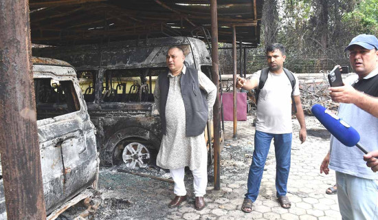 कैलालीमा छ सय ७८ सवारी साधन जले