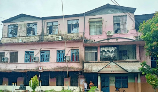 राजविराज नगरपालिकाको अत्यावश्यक बाहेकका सेवा स्थगित