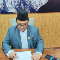 आयात घट्दा खुम्चियो राजस्व