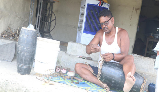 पुख्र्यौली पेसा सङ्कटमा परेपछि विकल्प खोज्दै बादी समुदाय