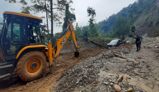गुल्मीमा चाडपर्व लक्षित सडक मर्मत धमाधम